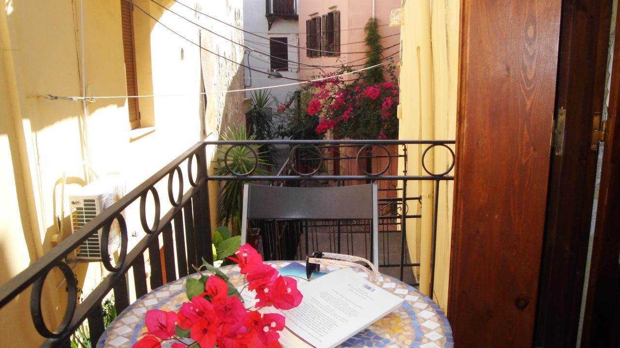 Old Stone House Chrissi Akti Chania Exterior foto